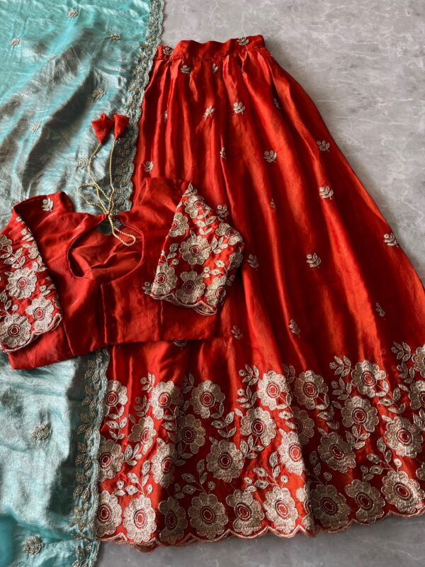 Space silk lehengas✨